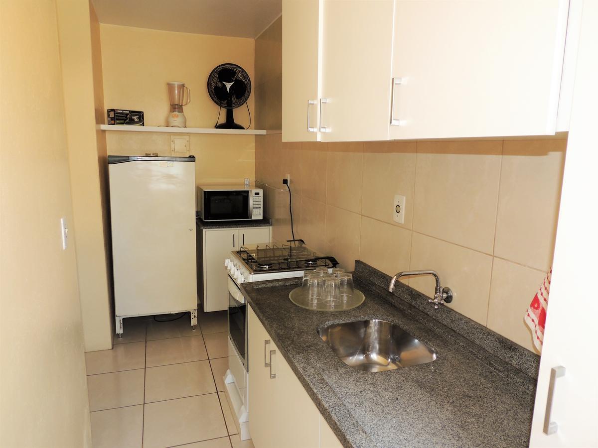 Апартаменты Residencial Kelly Cristina Бомбиньяс Экстерьер фото