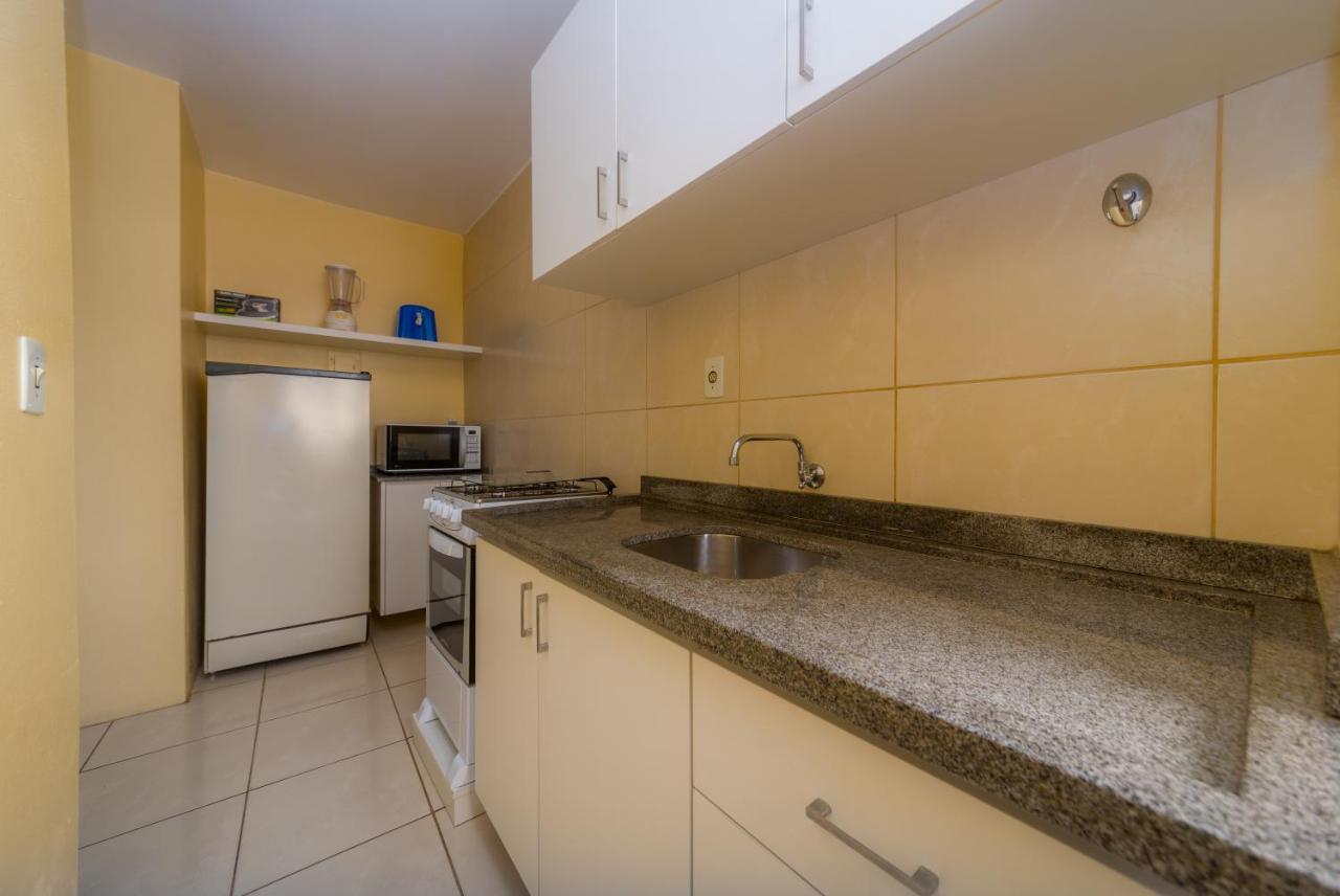 Апартаменты Residencial Kelly Cristina Бомбиньяс Экстерьер фото
