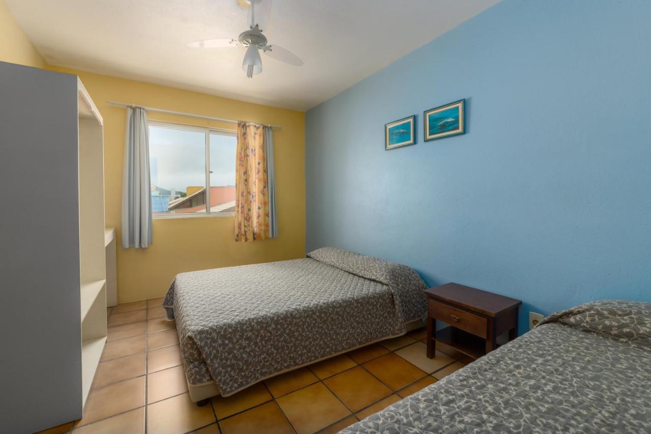 Апартаменты Residencial Kelly Cristina Бомбиньяс Экстерьер фото